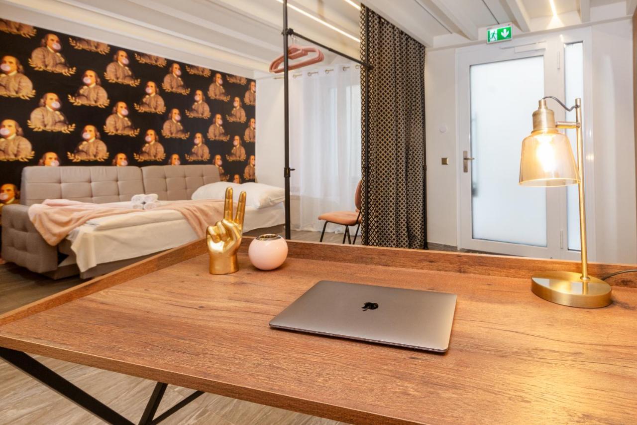 Zentral - Netflix - 2 Stoecke - Arbeitsplatz Lägenhet Wien Exteriör bild